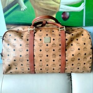 ❤️SOLD❤️💯 Authentic McM Travel Bag